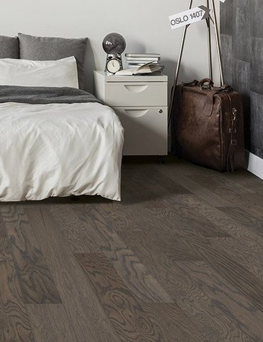 The Toledo, OH area’s best hardwood flooring store is Carpet Spectrum